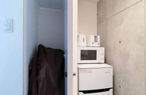 Hiroshima City Centre Apartment | b hotel Neko Yard | Modern Loft Studio Downtown