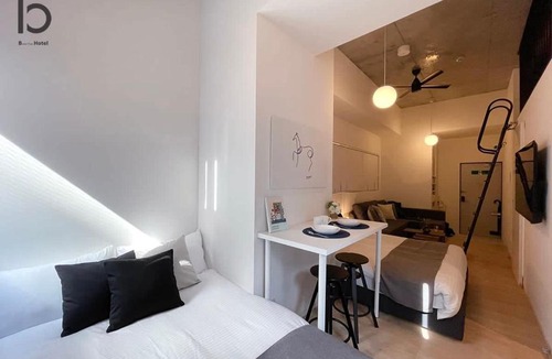 Hiroshima City Centre Apartment | b hotel Nekoyard - Loft Studio Close to Peace Park & City Sights