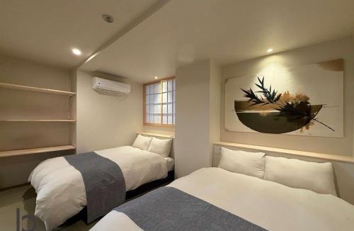 Hiroshima City Centre Apartment | b hotel WAKO Ekimae BLD - Zen Stay Spacious Apartment