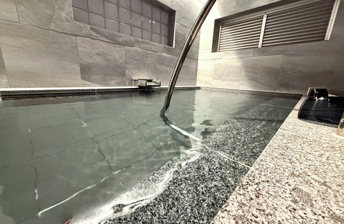 Tsubaki Onsen Hotel | BAKERY HOTEL SHIRAHAMA