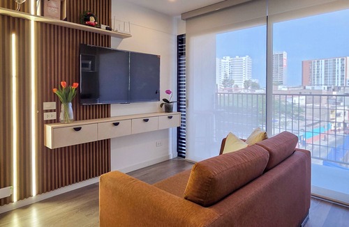 Barranco Apartment | Balcony and fiber-optic WiFi just steps from the Malecón