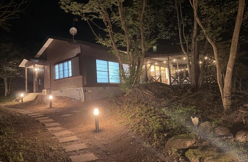 Nasu House | BBQ屋根付き大型ウッドデッキ川のせせらぎを聴きながら贅沢時間ペット同伴OK森と音に癒されるコテージ Rill