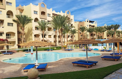 Al Ahyaa Apartment | beach front 2-bedroom apartment at al karama resort aqua park at hurghada