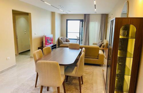 Shurtah al-Dakhlah Apartment | Beachfront Hotel Apartment Camp Caesar