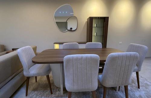 Shurtah al-Dakhlah Apartment | Beachfront Hotel Apartment Camp Caesar