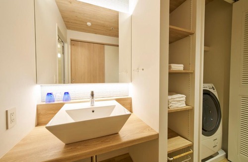 Serakaki Hotel | BEB5 Okinawa Seragaki by Hoshino Resorts