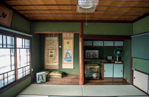 Inokuchi House | Benton Guesthouse, Nostalgic Showa-era Private Full-House Rental