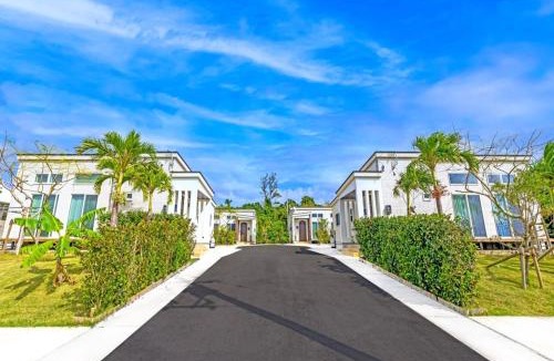 Miyakojima Villa | BEVERLY HILLS VILLA Miyakojima Resort