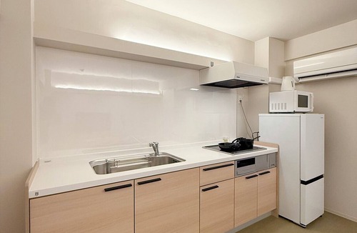 Hatsukaichi Apartment | bHotel Miyajima Omotesando 22