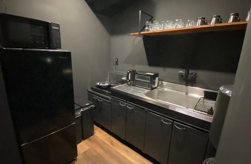 Maejima Apartment | Black Villa Naha 最大8名宿泊可 136平米 美栄橋駅 徒歩1分 国際通り 徒歩7分
