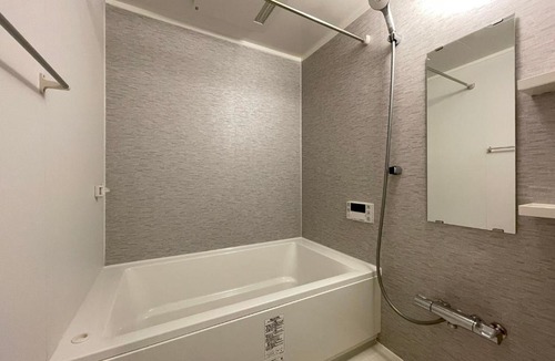 Akasaka Apartment | Bonheur Akasaka - 一部客室家具リニューアル