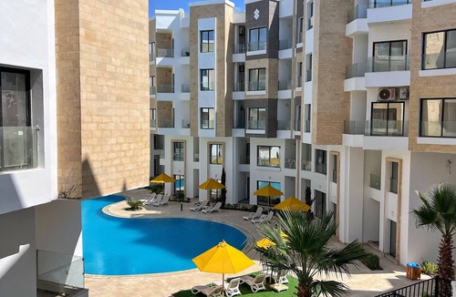 Al Ahyaa Apartment | Brand-new cozy studio with pool, gym & restaurant
