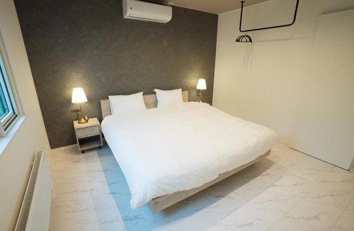 Furano Villa | Brand New Private Villa 雪の音 8 mins to ski field