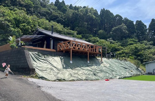 Hyuga House | Breezy hill