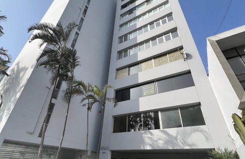 Miraflores Apartment | Bright 1BR close to boulevard