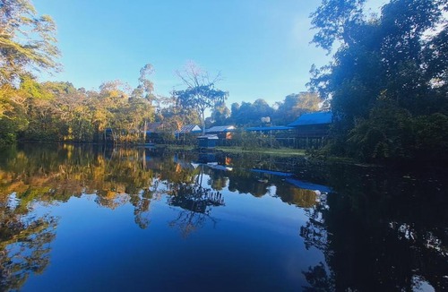 Indiana Hostel | Bromelia View Lodge
