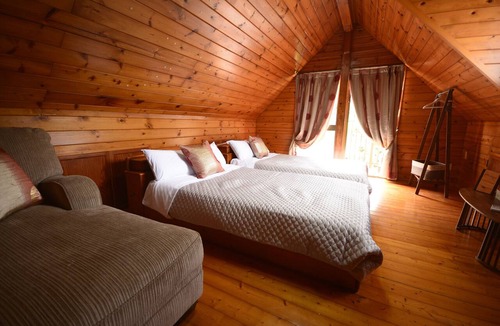 Maeganeku Hotel | BUZZ RESORT