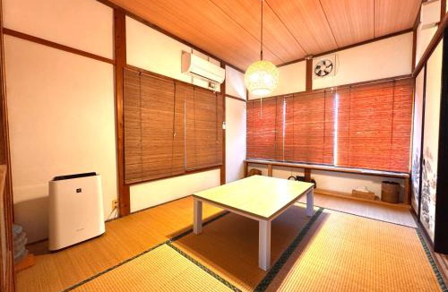 Hedamura House | CalmbasePORT