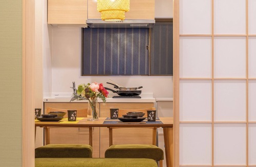 Nishinari House | Campaigning|4min from station|Free parking|Japanese style|Two baths, two toilets, detached house|Kansai-Kyoto direct access|Namba near Amikin. Tsutenkaku. Shinsai