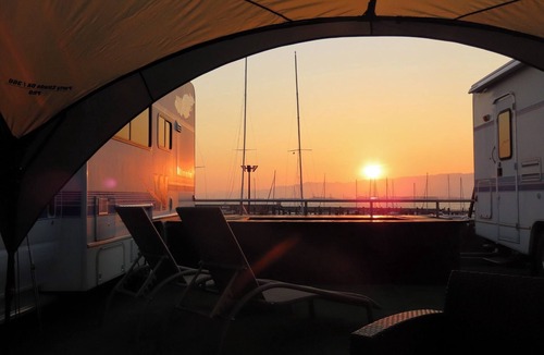 Konohana Hotel | Campervan DX Twin up to 4 people with pool sho/Osaka Ōsaka