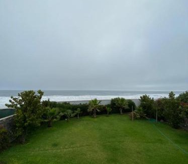 Chorrillos Cabin | Casa Catalina - Oceanfront house Lima