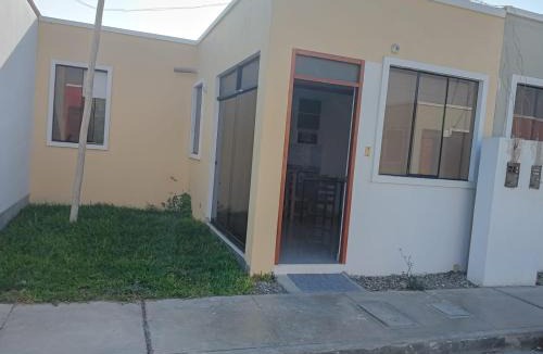 Trujillo House | casa completa huanchaco con estacionamiento EL REFUGIO SECRETO