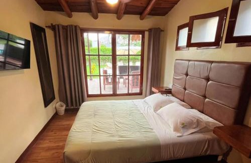 Cieneguilla Hostel | Casa de Campo Bungalows & Suites