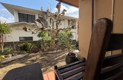Kikuchi Apartment | Casa di acero