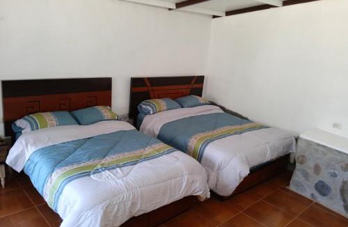 Huaraz House | casa montañista lodge & camping