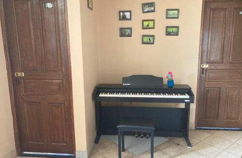 Huaraz Hostel | CAYESH Guest House