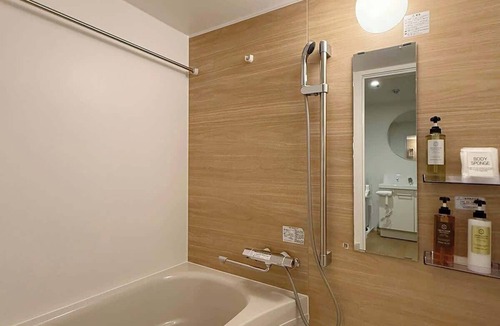 Hiroshima City Centre Apartment | Central 3BR Apt Close to Shopping & Dining
