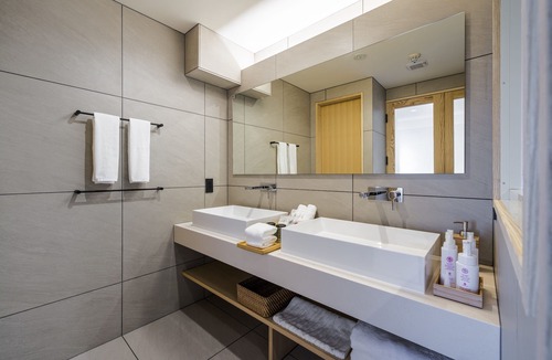 Yunoura Onsen House | Chaharu