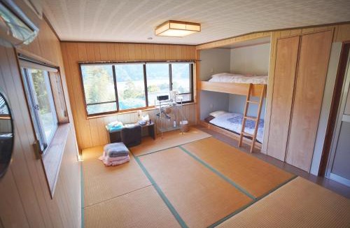 Tanabe Bed & Breakfast | Chanoka - Tea Aroma Inn 農家民宿茶の香