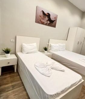 Qasr an-Nil Apartment | charming studio