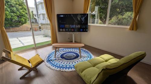 Chatan Villa | Chatan Beachside House