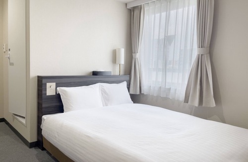Naniwa Hotel | CHECKinn Osaka Shinimamiya