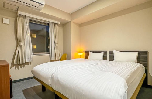 Naniwa Hotel | CHECKinn Osaka Shinimamiya