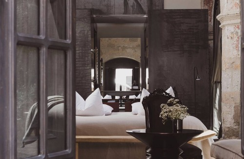 Historical Center Hotel | CIRQA - Relais & Châteaux