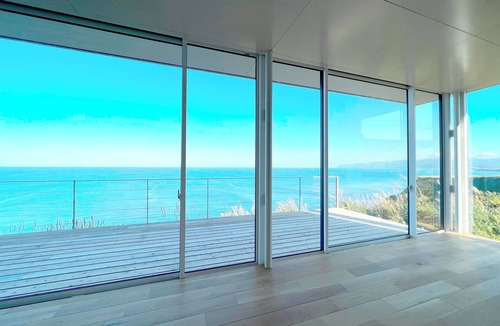 Sapporo House | Cliff House MORAI