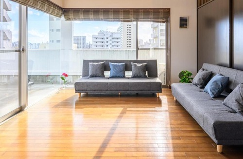 Nishi Ward Apartment | COCOSTAY 中広ネオイズム 最大10人 閑静な住宅街にある贅沢80m2の最上階プライベートオーナーズルーム supported by COCOSTAY