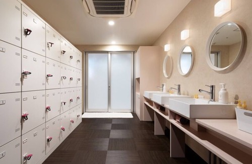 Higashishinsaibashi Hotel | Comfort Twin Breakfast included Enjoy a safe s/Osaka Ōsaka