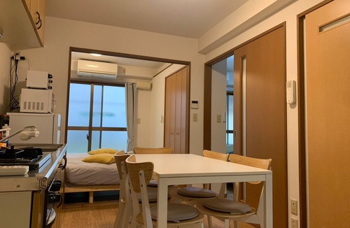 Honmachi Apartment | Compact 2DK apt in west Shinjuku