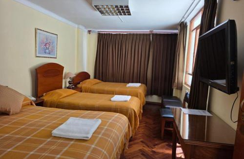 Tacna Hotel | Copacabana Hotel
