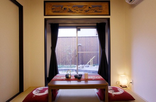 Fushimi House | Corona measures are perfect A villa with a garde/Kyoto Kyōto
