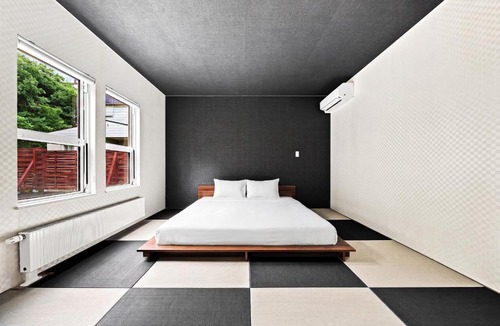 Asari House | Cosmos Blanc