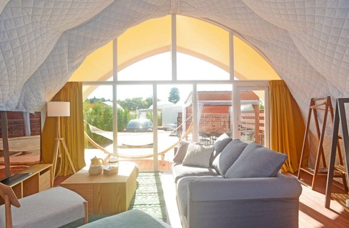 Hitachinaka Hotel | Coton Hitachinaka Glamp Villa