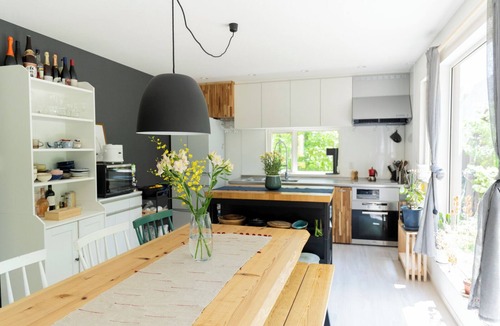 Niseko House | Country Inn Milky House
