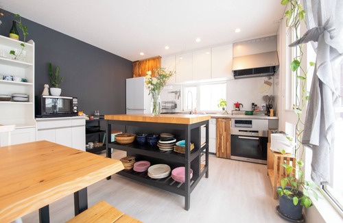 Niseko House | Country Inn Milky House