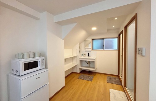Minamiotsuka House | cozey retreat otsuka