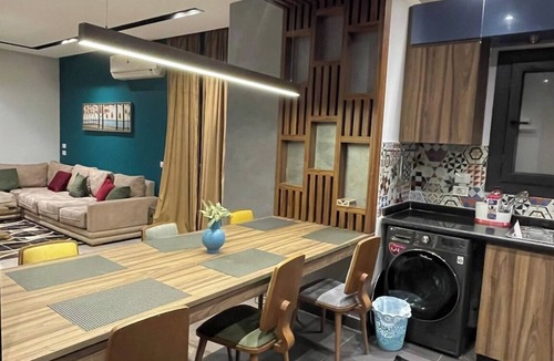 Sheikh Zayed City Apartment | Cozy 2-bedroom apartment in Beverly Hills compound Giza Governorate with AC